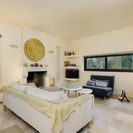 Opale Con Piscina By Wonderful Italy