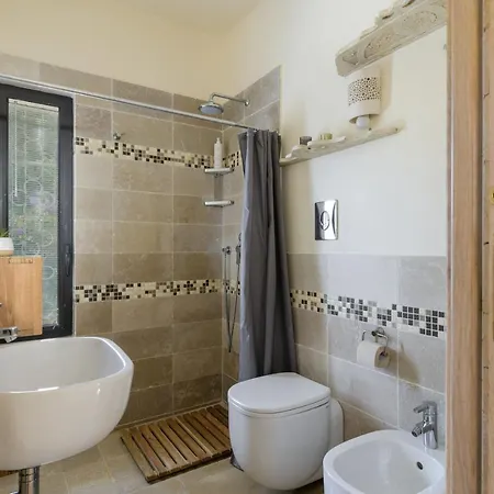 Opale Con Piscina By Wonderful Italy *